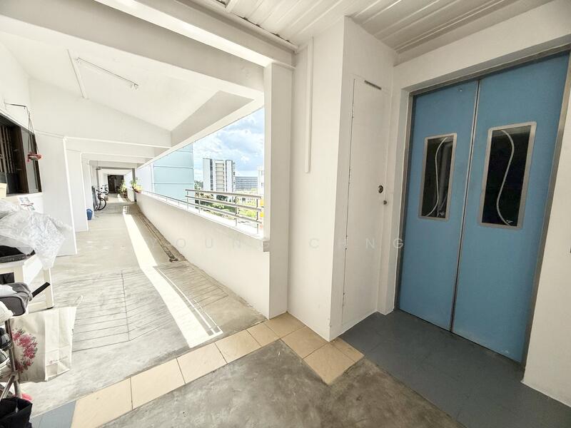 For Sale - 752 Yishun Street 72