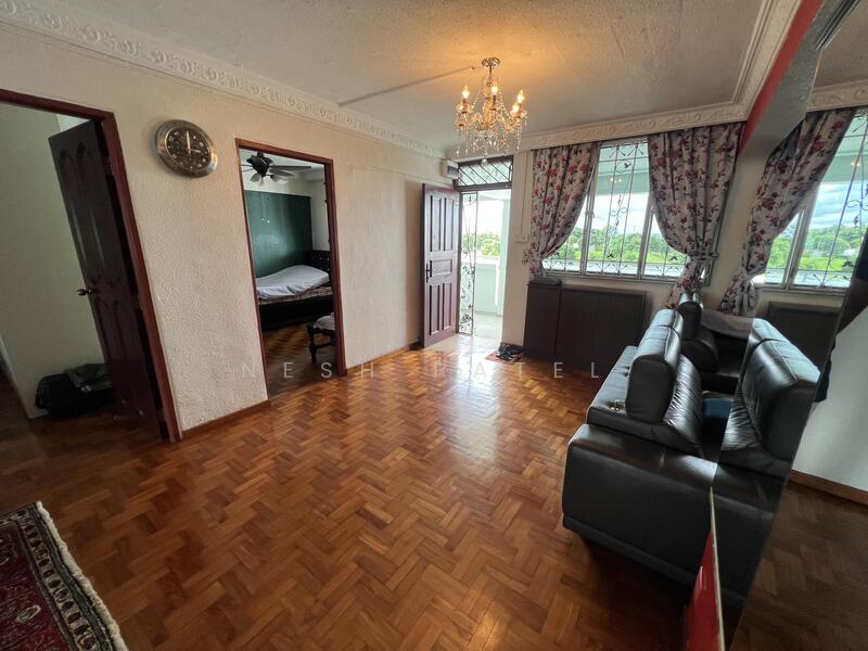 For Sale - 264 Yishun Street 22