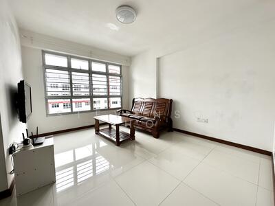 For Rent - 693C Woodlands Avenue 6