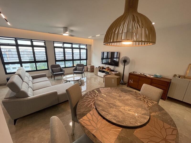 For Rent - 635B Senja Road