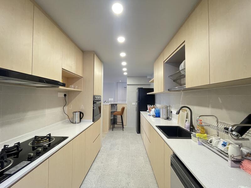 For Rent - 635B Senja Road