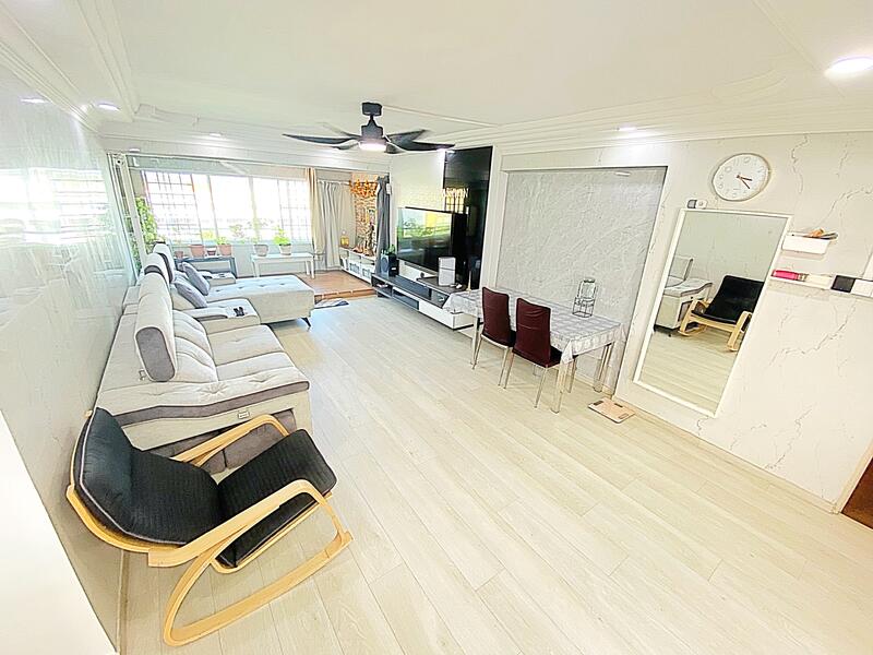 For Sale - 232 Tampines Street 21