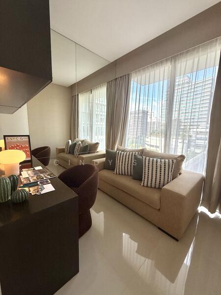 For Rent - Scotts Square