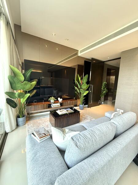 For Rent - Scotts Square