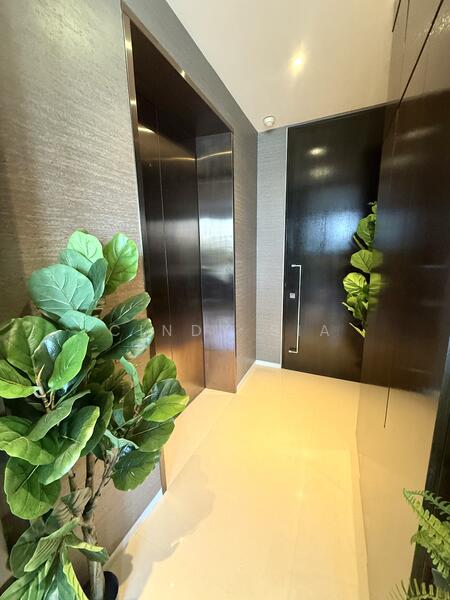 For Rent - Scotts Square