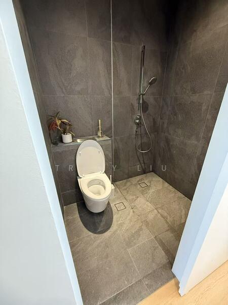 25 Gilstead road, 25 Gilstead road, 1 Bedroom, 300 sqft, Conservation House For Rent, by Tracy Liu, 60212611 - Bathroom - PropertyGuru.com.sg