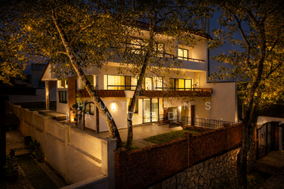 For Sale - Value Meets Comfort In A Serene B.T Timah Landed Enclave!