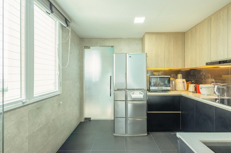 The Tropica Condominium For Sale at S$ 1,798,800 | PropertyGuru Singapore - Kitchen