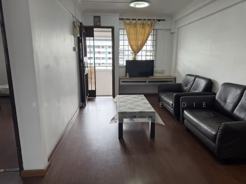 426 Bedok North Road, 426 Bedok North Road, 2 Bedrooms, 721 sqft, HDB Flat For Sale, by Ramanathan Eddie, 60212721 - Living Room - PropertyGuru.com.sg
