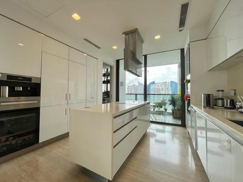 Tomlinson Heights, 31 Tomlinson Road, Tanglin / Holland / Bukit Timah, 5 Bedrooms, 4,047 sqft, Condominium For Rent, by Jessica Liang, 60212876 - Kitchen - PropertyGuru.com.sg