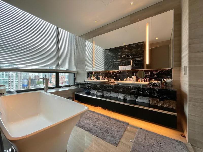 Tomlinson Heights, 31 Tomlinson Road, Tanglin / Holland / Bukit Timah, 5 Bedrooms, 4,047 sqft, Condominium For Rent, by Jessica Liang, 60212876 - Bathroom - PropertyGuru.com.sg