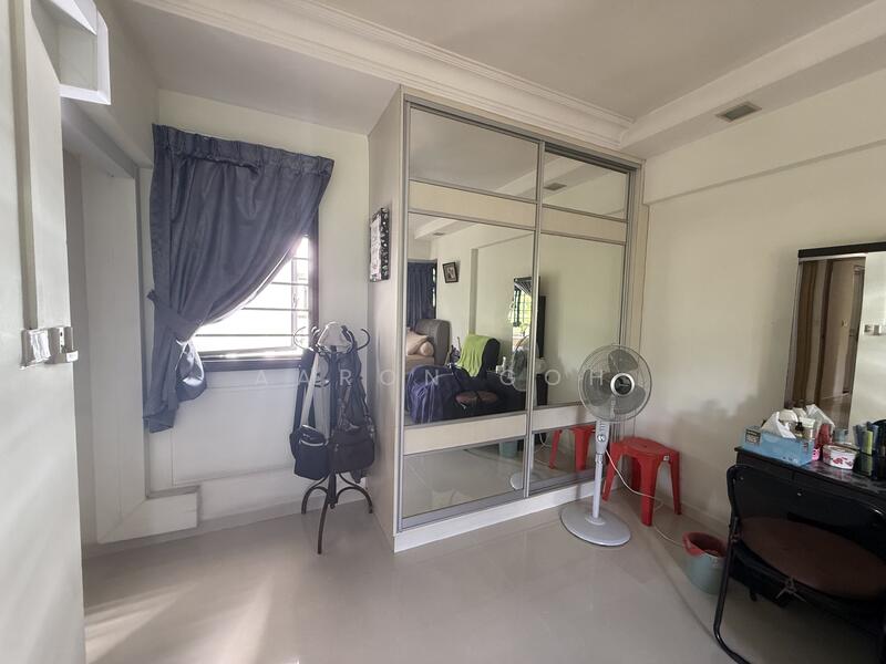 For Sale - 221B Bedok Central