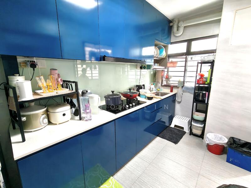 For Sale - 489 Admiralty Link