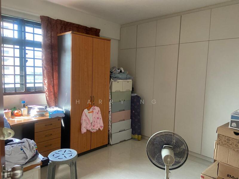 Bedroom with built in wardrobe 