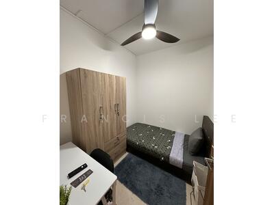 For Rent - The Lakeshore