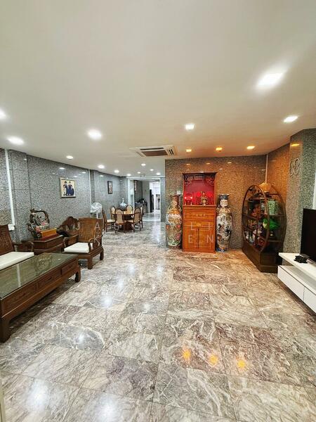 Upper Thomson Road, , 6 Bedrooms, 4,500 sqft, Terraced House For Sale, by Jason Lim Kah Sen, 60213107 - Living Room - PropertyGuru.com.sg