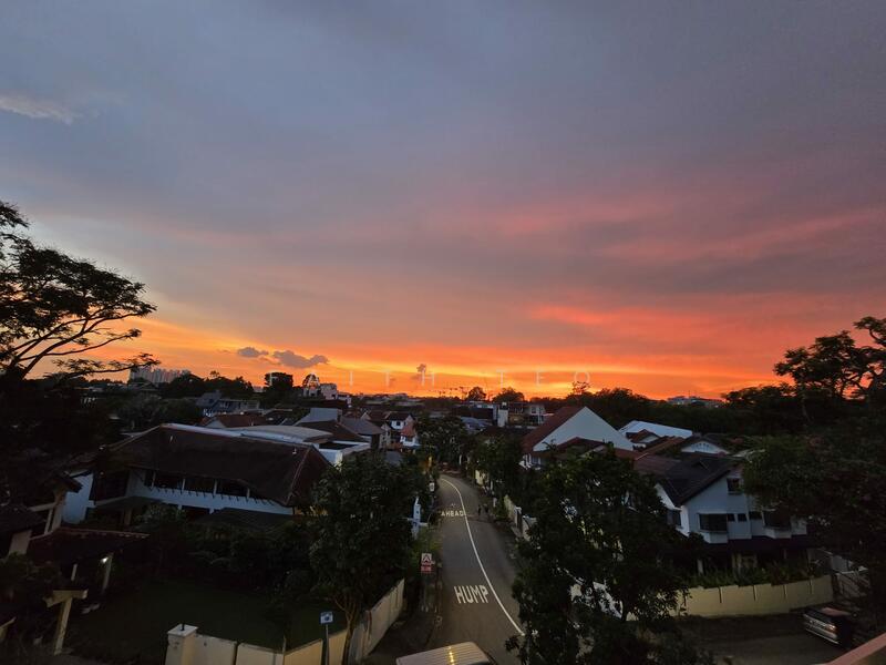 D11 Berrima/Bahasa/Camborne/Trevose Bungalow near Botanics garden with unblocked view. Detached House For Sale at S$ 21,800,000 | PropertyGuru Singapore - Mesmerising view