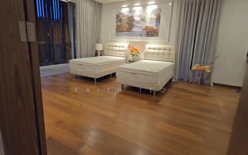 D11 Berrima/Bahasa/Camborne/Trevose Bungalow near Botanics garden with unblocked view. Detached House For Sale at S$ 21,800,000 | PropertyGuru Singapore - Children Bedroom