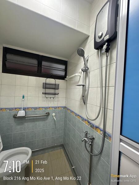 For Sale - 216 Ang Mo Kio Avenue 1