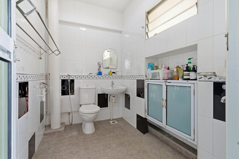 For Sale - 328 Tampines Street 32