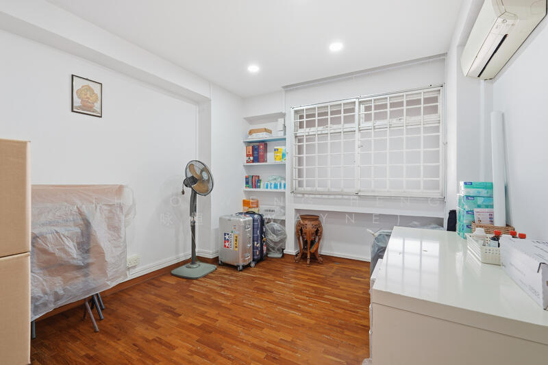 For Sale - 328 Tampines Street 32