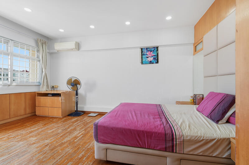 For Sale - 328 Tampines Street 32