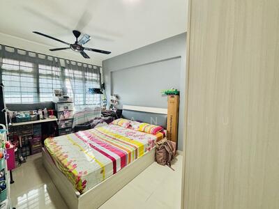 For Sale - 686A Woodlands Drive 73