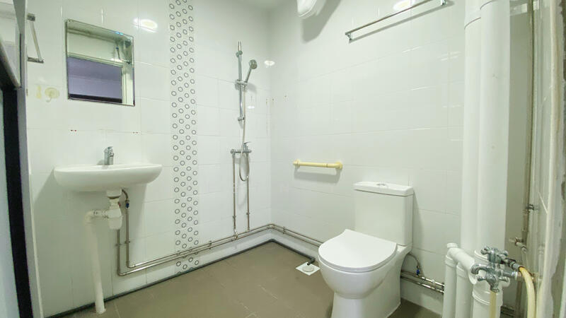 For Rent - 230 Tampines Street 24