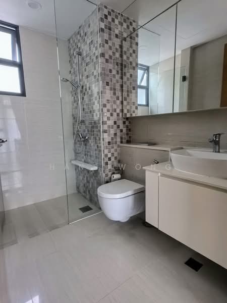 My Manhattan, 25 Simei Street 3, 2 Bedrooms, 1,098 sqft, Condominium For Sale, by Hans Wong, 60213290 - Bathroom - PropertyGuru.com.sg