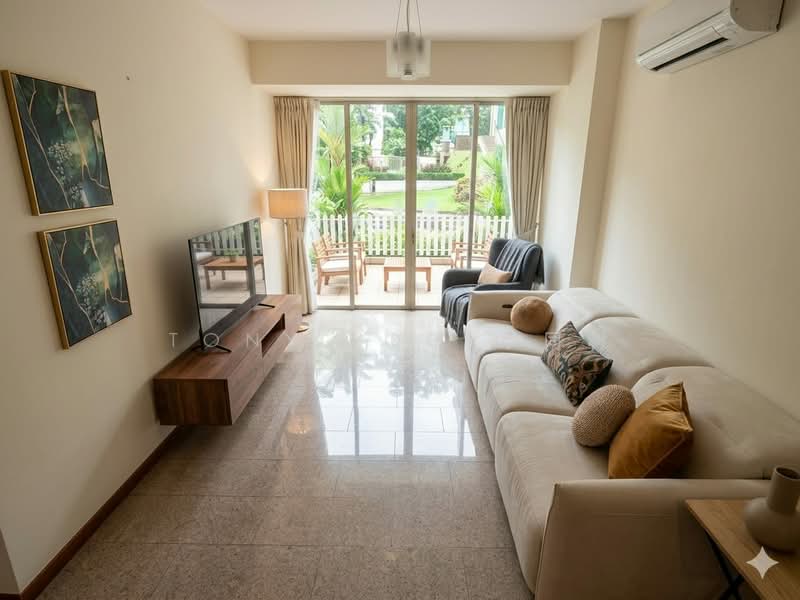 Queens, 16 Stirling Road, 2 Bedrooms, 1,227 sqft, Condominium For Sale, by Tony Too 卓同利, 60213319 - Living Room - PropertyGuru.com.sg