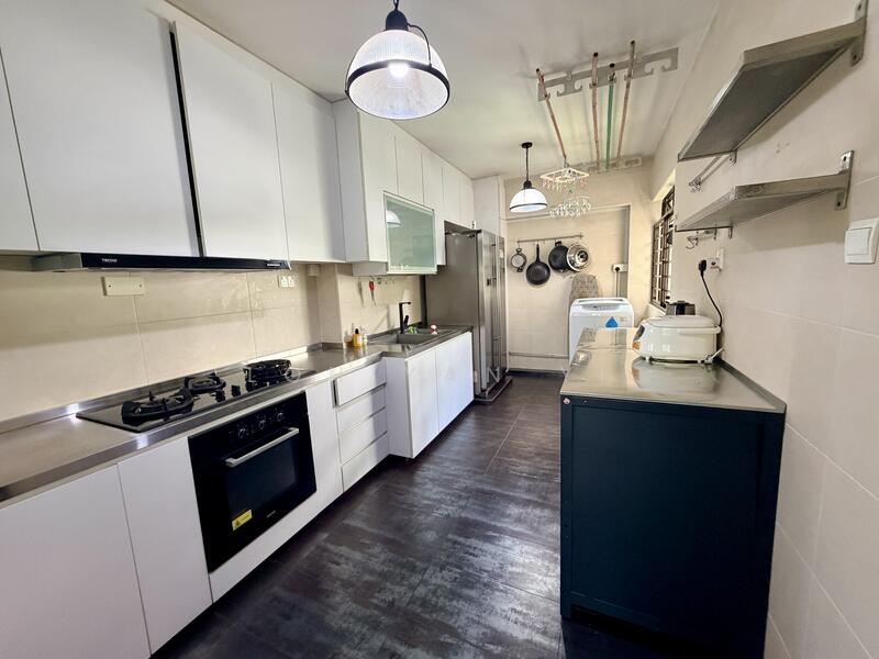 For Rent - 9 Cantonment Close