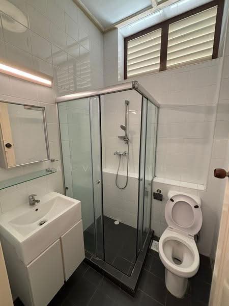 Townerville, McNair Road, Balestier / Toa Payoh, 2 Bedrooms, 2,472 sqft, Conservation House For Rent, by Alvin Tyh, 60213524 - Bathroom - PropertyGuru.com.sg