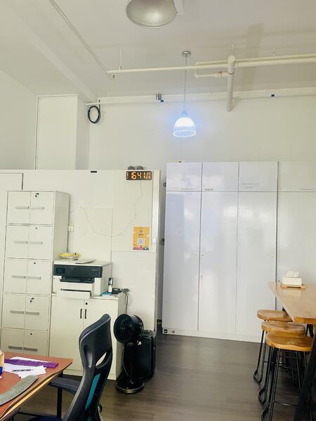 The Central, 8 Eu Tong Sen Street, 872 sqft, Office For Sale, by Judy Cho, 60213658 - CommercialGuru.com.sg