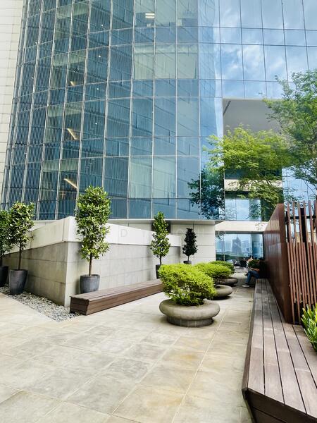 The Central, 8 Eu Tong Sen Street, 872 sqft, Office For Sale, by Judy Cho, 60213658 - CommercialGuru.com.sg