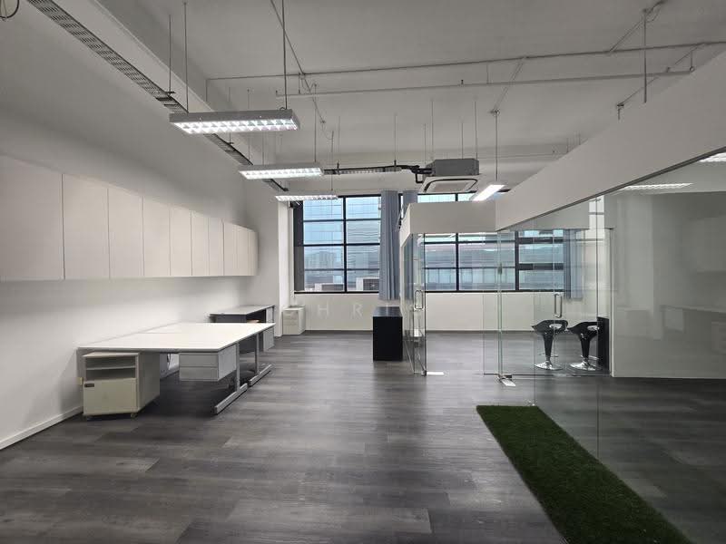 E-Centre @ Redhill, 3791 Jalan Bukit Merah, Alexandra / Commonwealth, 1,173 sqft, Light Industrial (B1) For Rent, by Chris Choo, 60213664 - Interior - CommercialGuru.com.sg