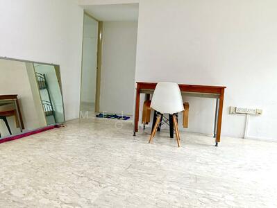 For Sale - 229 Serangoon Avenue 4