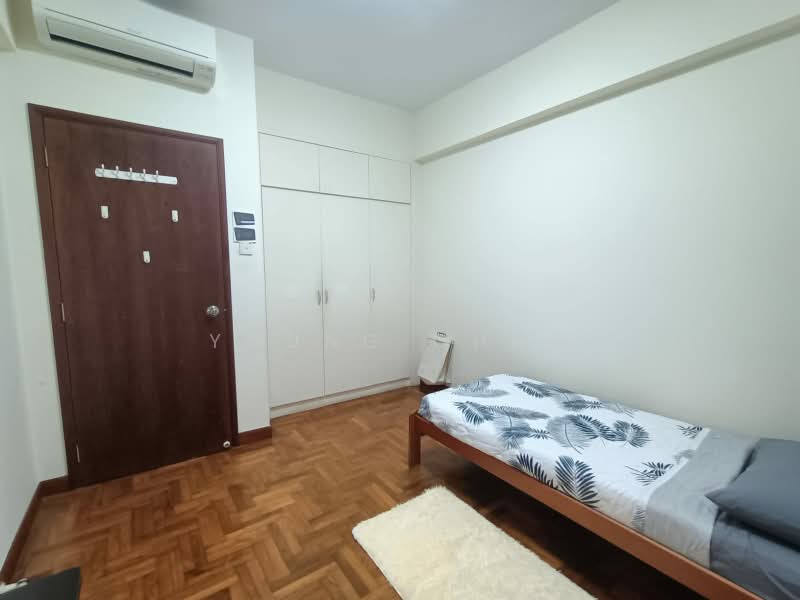 East Meadows, 30 Tanah Merah Kechil Road, Room Rental, 108 sqft, Condominium For Rent, by Young Chng, 60213785 - Bedroom - PropertyGuru.com.sg