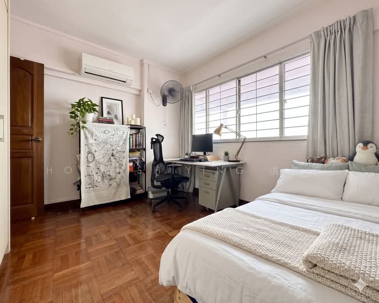 317 Serangoon Avenue 2, 317 Serangoon Avenue 2, 3 Bedrooms, 1,625 sqft, HDB Flat For Sale, by Hong Shiying 洪诗莹, 60213796 - Bedroom - PropertyGuru.com.sg