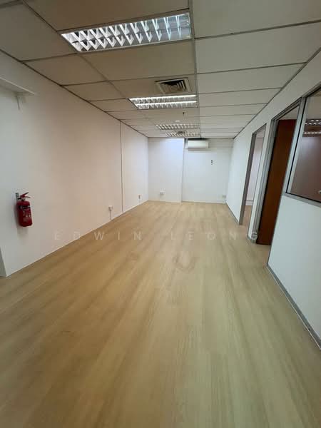 International Plaza, 10 Anson Road, 646 sqft, Office For Rent, by Edwin Leong, 60213886 - Spacious Interior - CommercialGuru.com.sg