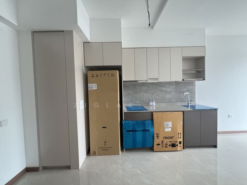 The Botany at Dairy Farm Condominium For Sale at S$ 1,150,000 | PropertyGuru Singapore - Kitchen