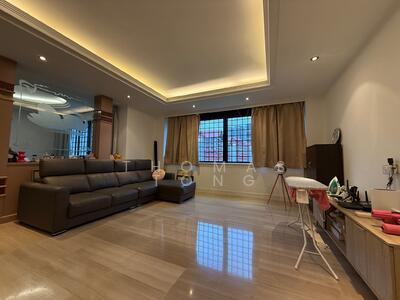 For Sale - Country Esquire