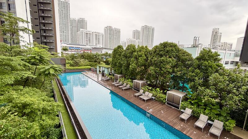 Pool-view Facing Master Bedroom