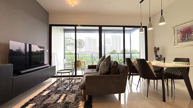 Living & Dining Area