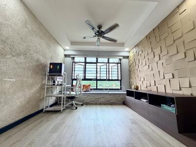 For Sale - 592B Montreal Ville