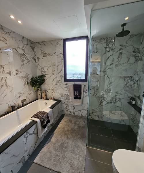Tembusu Grand, 96 Jalan Tembusu, 5 Bedrooms, 2,691 sqft, Condominium For Sale, by Joy Wang Pei Pei, 60214103 - Bathroom - PropertyGuru.com.sg