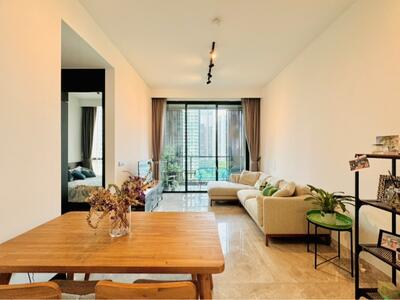 For Sale - Martin Modern