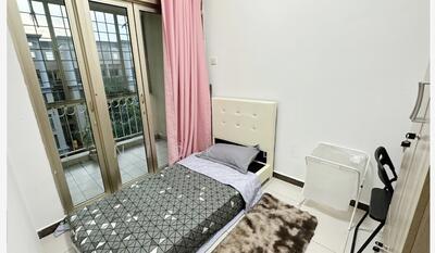 For Rent - Astoria Park