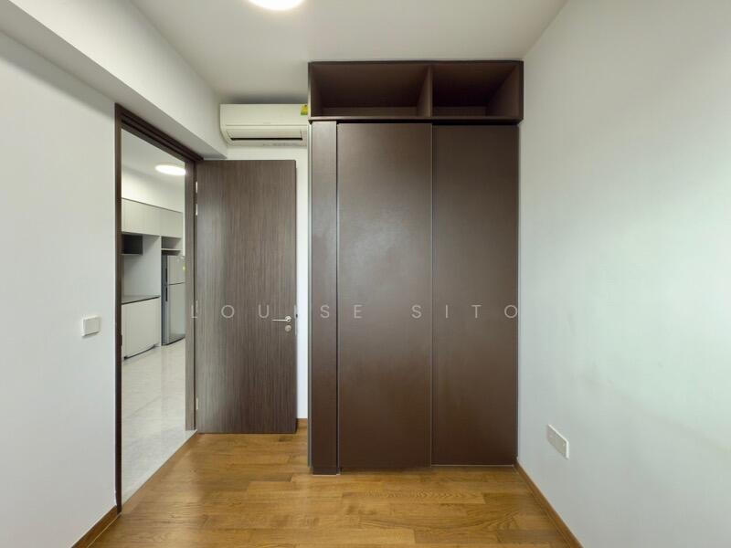 Cabinets top space for luggages