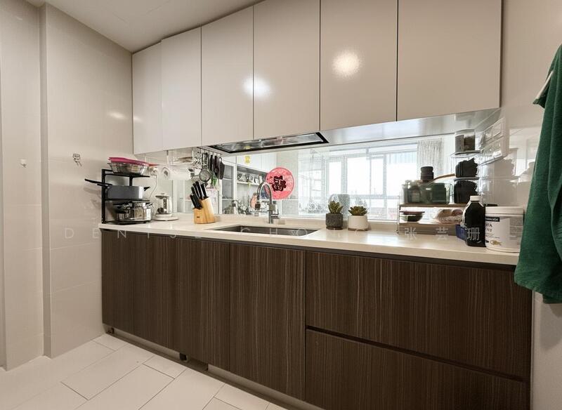 For Sale - La Fiesta