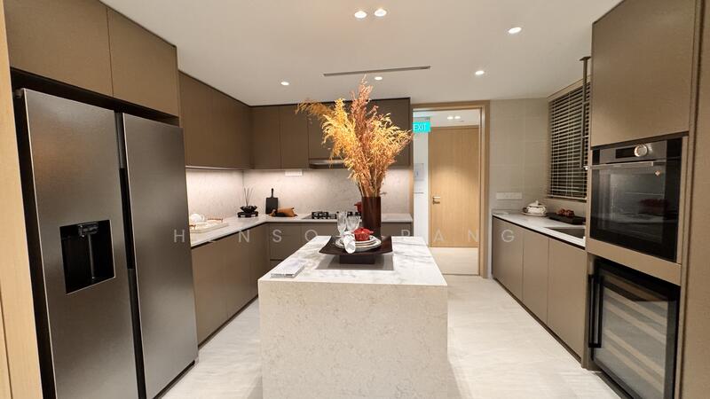 Enclosable Open Kitchen